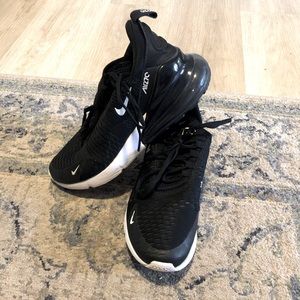 Women’s Nike Air Max 270